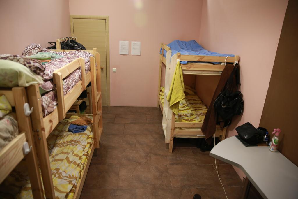 Hostel Fishka Kiev Luaran gambar